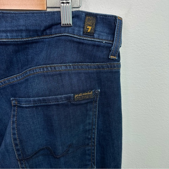 7fam The Straight Lux Performance Dark Wash Jeans Size 36 - Picture 3 of 8
